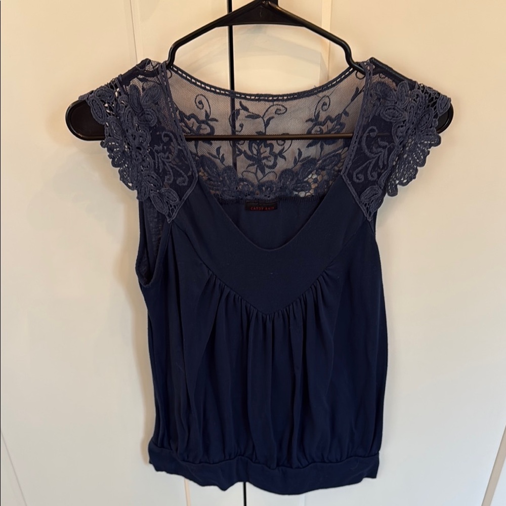 Blue Sleeveless Lace Ruched Blouse